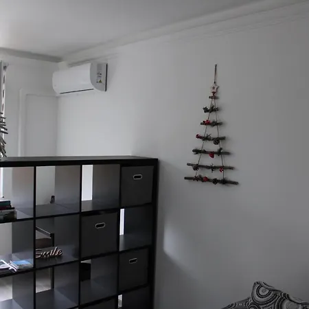 Izzy Apartament