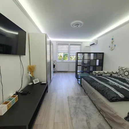 Apartment Izzy Apartament