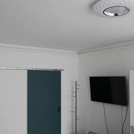 Izzy Apartament *