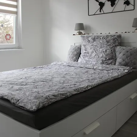 Izzy Apartament
