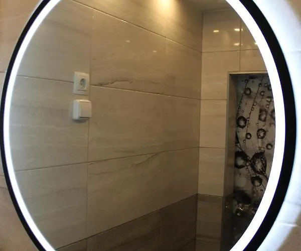Izzy Apartament *