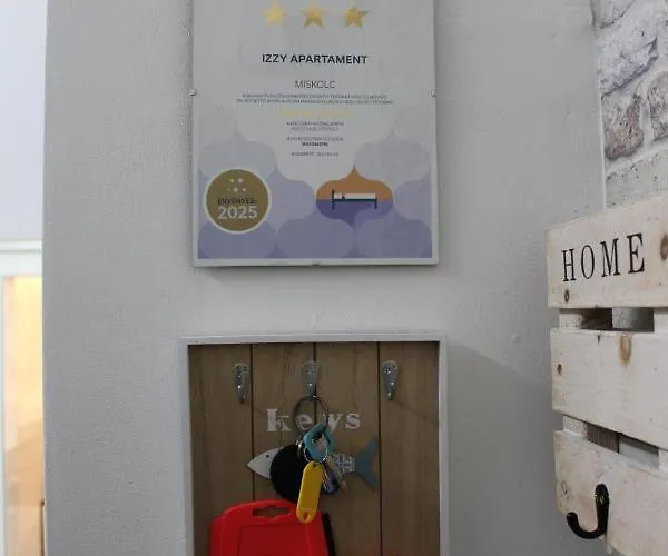 Izzy Apartament * Miskolc